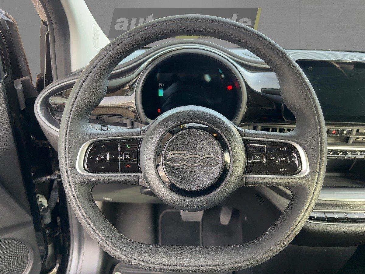 Fiat 500e 42kWh LED,SHZ,RFK,CarPlay,LM,Spurhalteass.