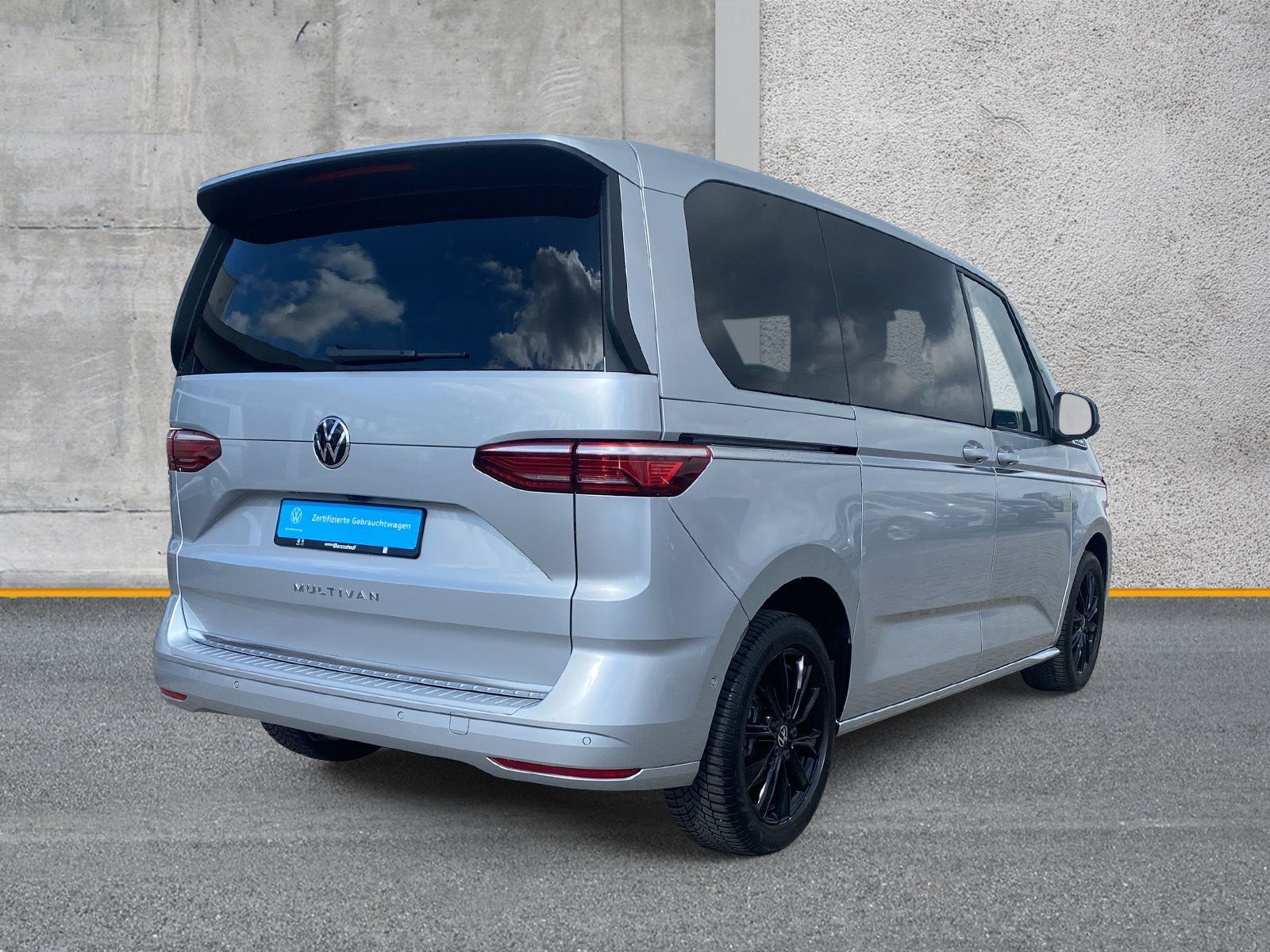 Fahrzeugabbildung Volkswagen T7 Multivan 2.0 TDI DSG Style MATRIX STANDHZG