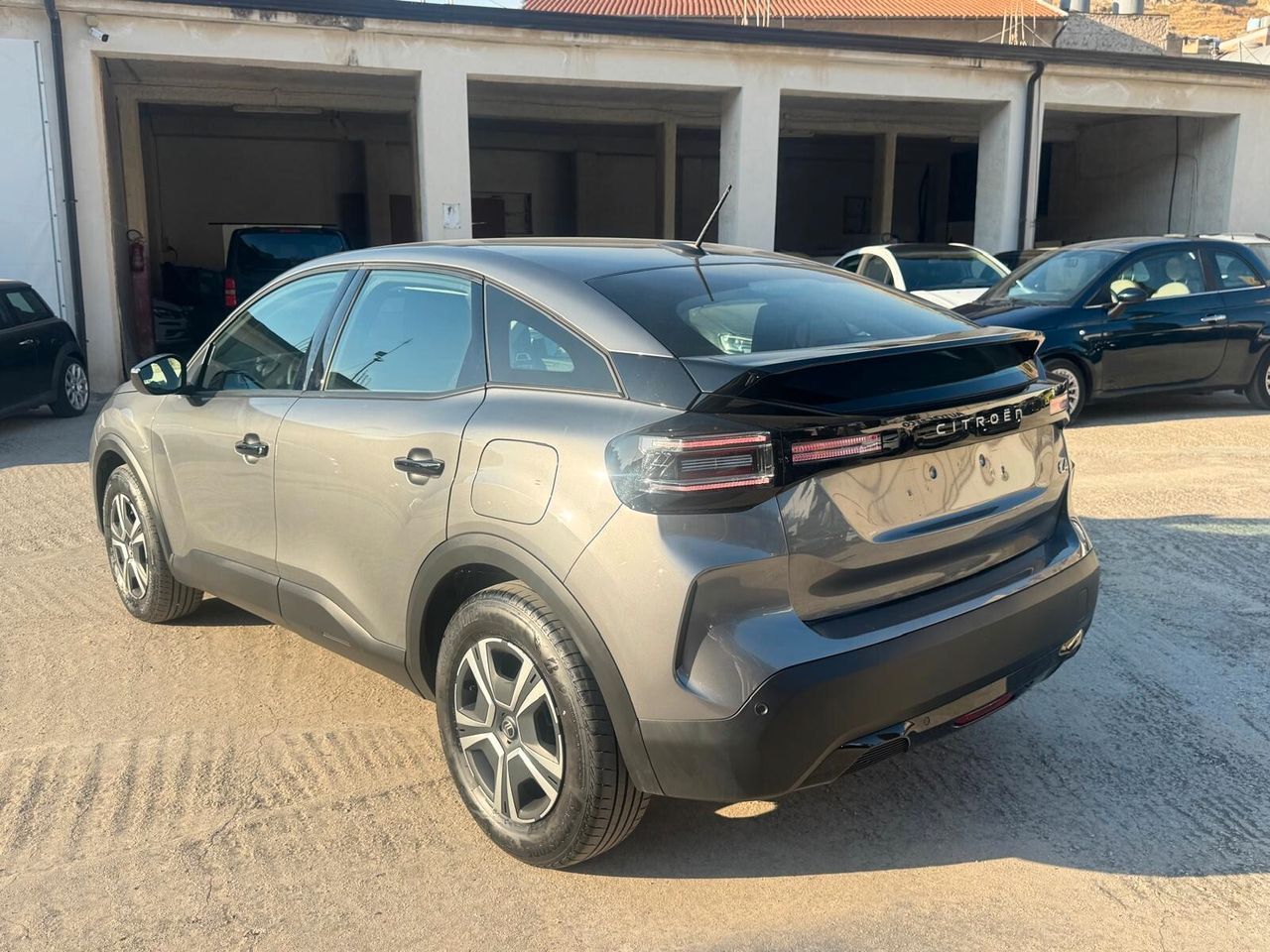 Other Citroen C4 Hybrid 100 e-DCS6 You imagem 3