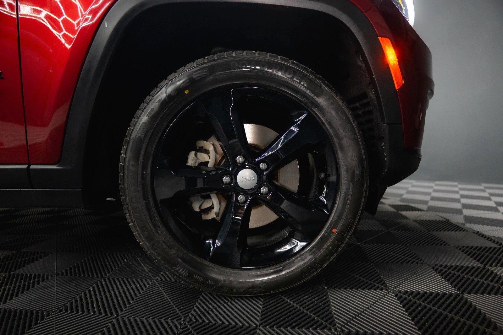 Fahrzeugabbildung Jeep Grand Cherokee 3.6 4x4 Altitude L ACC Kamera 19%