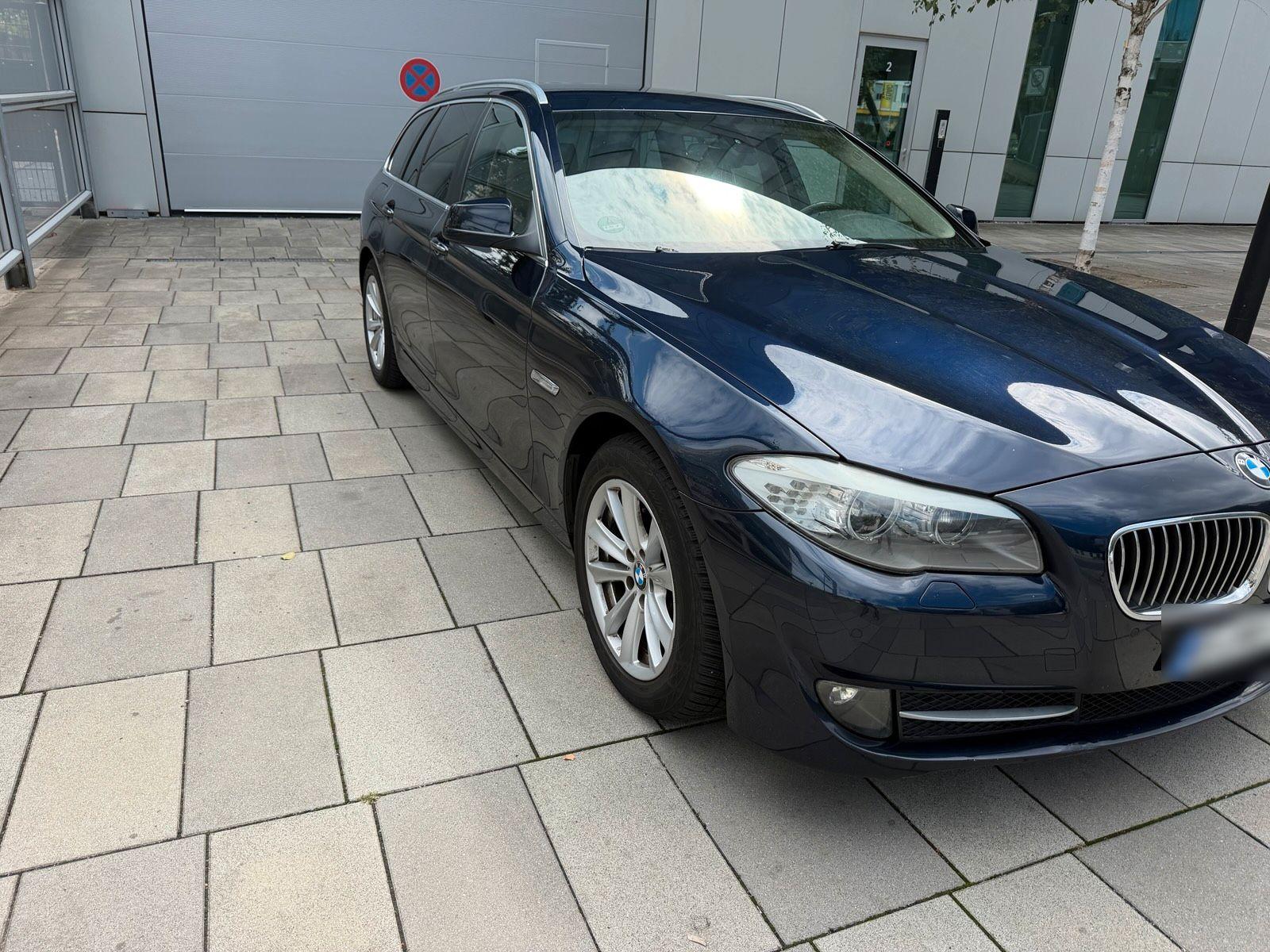 BMW 520 2011 — photo 10