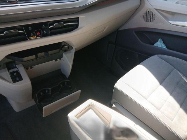Volkswagen T7 Multivan 2.0 TDI Life LÜ DSG *StdHz*AHK*360°*