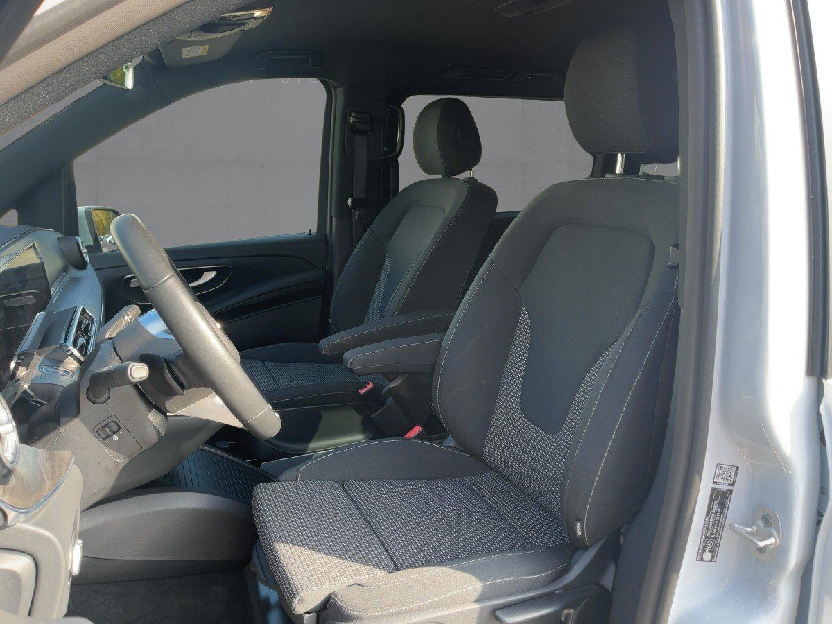 Fahrzeugabbildung Mercedes-Benz V 250 d lang Multibeam/Distronic/360°/AHK