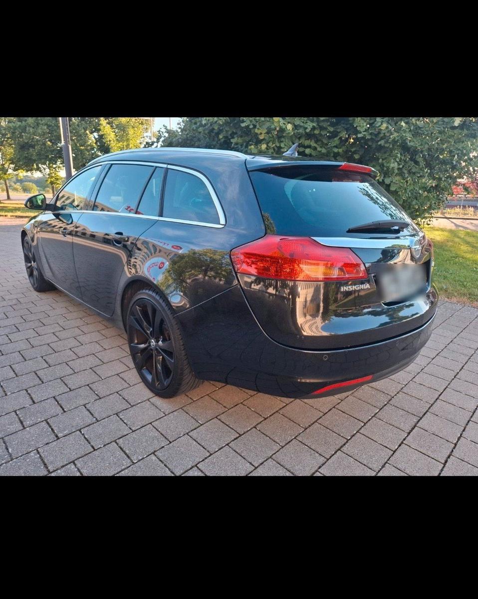 Opel Insignia 2011 — двигун 160 HP (118kW)