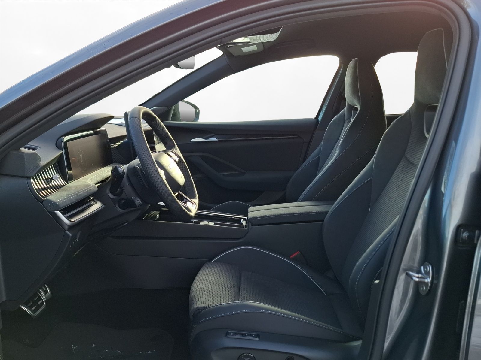 Skoda Superb Combi Sportline iV 1.5 TSI (150kW) DSG imagem 2