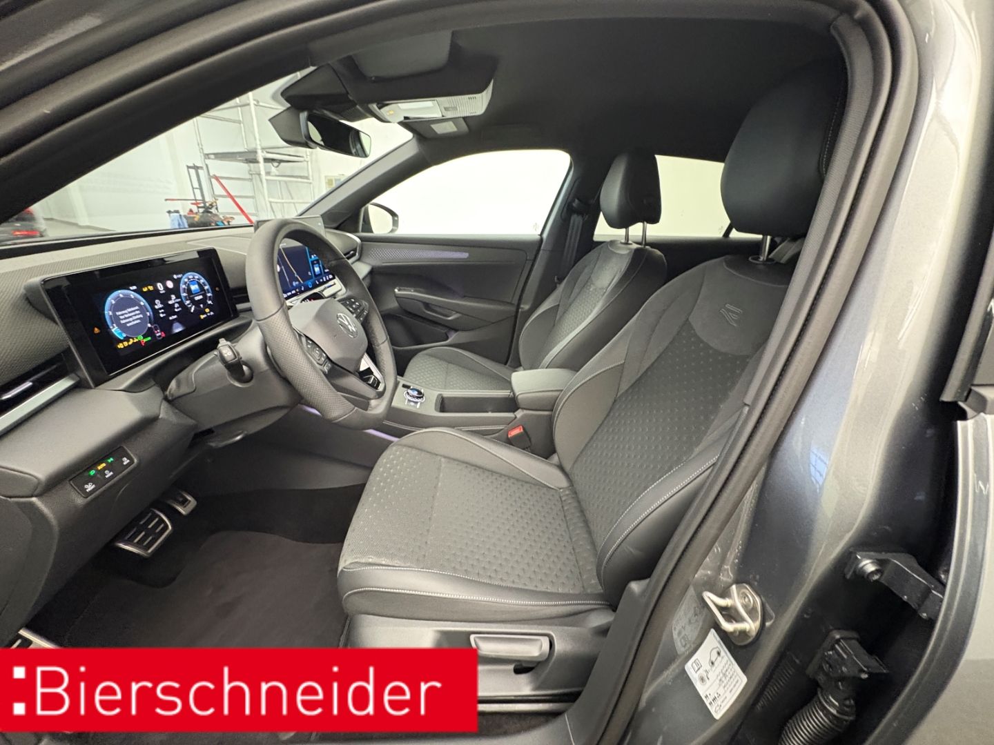 Volkswagen T-Roc - Bild 8