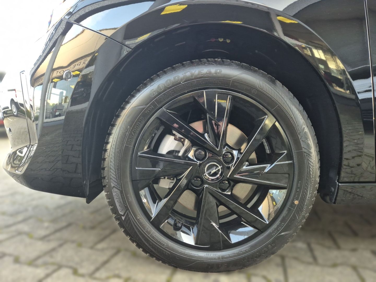 Fahrzeugabbildung Opel Corsa F GS Navi LED Apple CarPlay Android Auto K