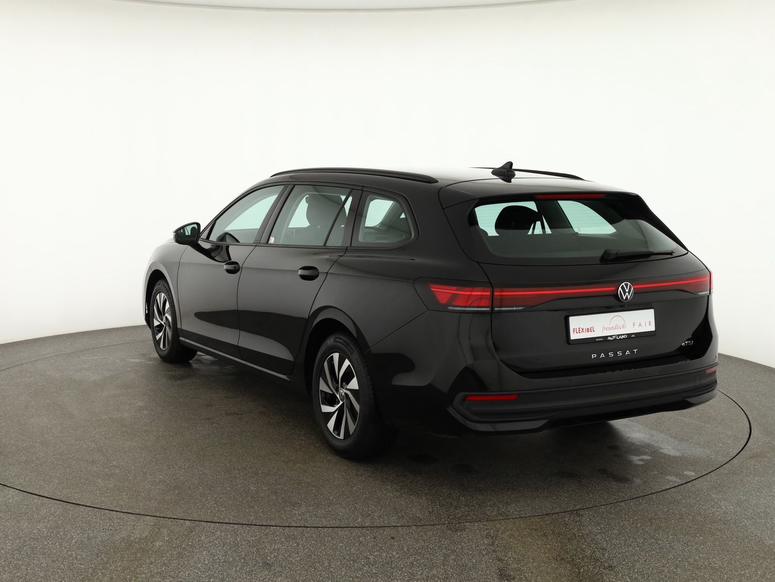Volkswagen Passat Variant 1.5 eTSI DSG LED Navi Kamera ACC imagem 3