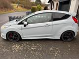 Ford Fiesta 1,6 EcoBoost ST200 ST200 - Ford Fiesta St200 mit Benzin-Antrieb