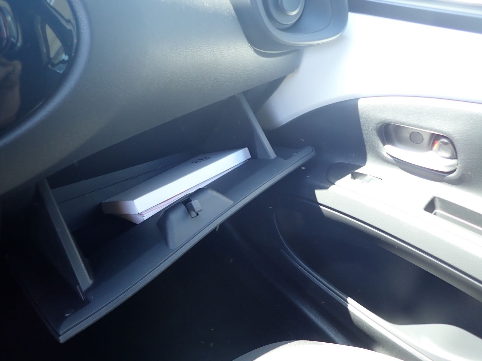 Fahrzeugabbildung Toyota Aygo X Play