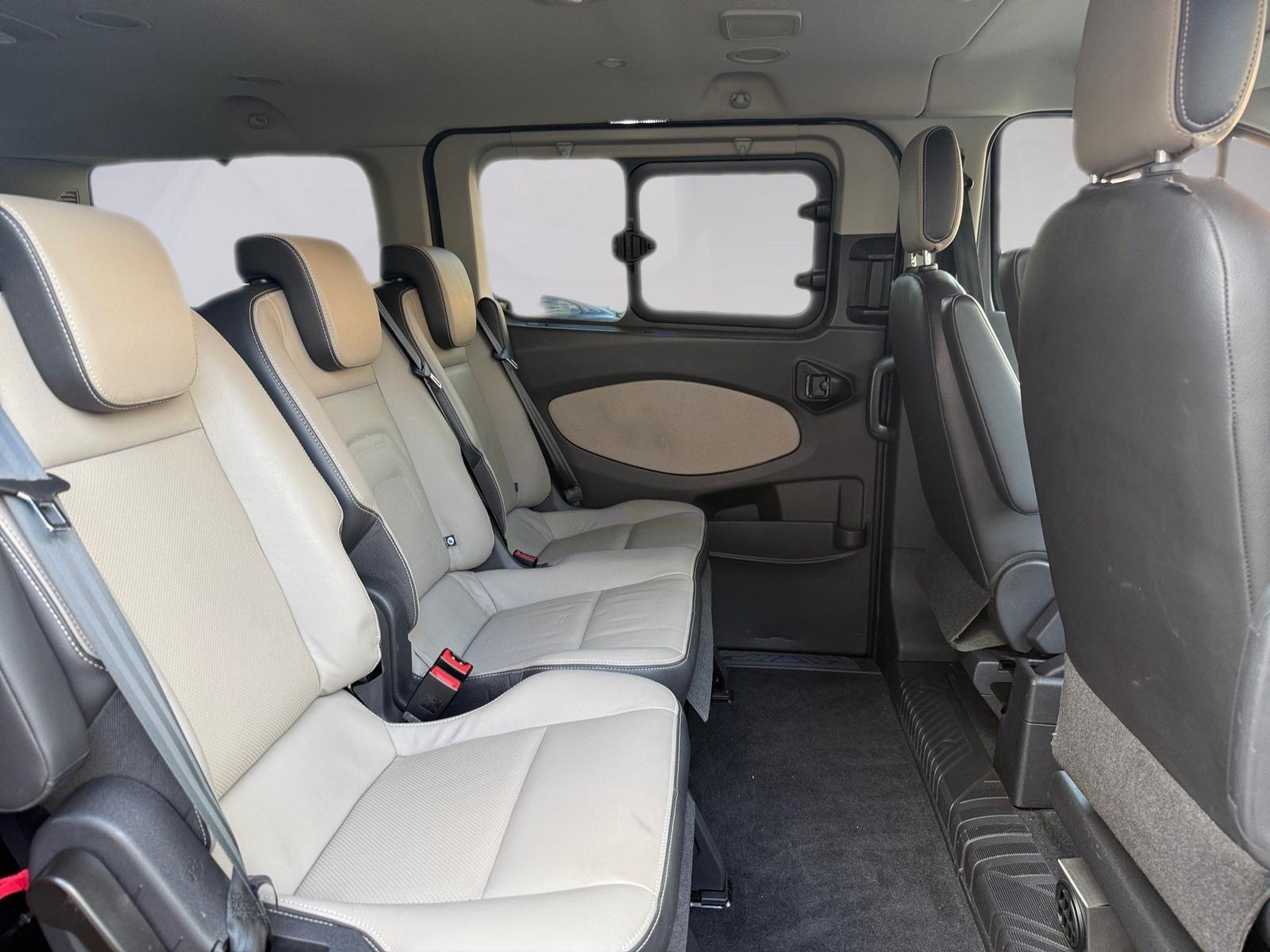 Ford Tourneo Custom L1 Titanium Automatik* 8-Sitze*
