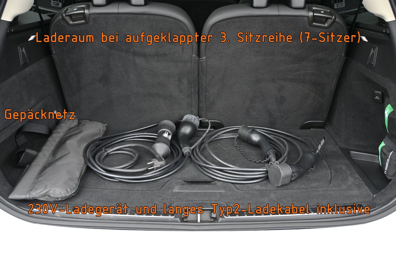 Fahrzeugabbildung Volvo XC90 T8 AWD Re Ultimate Bright °B&W°FOUR-C°VOLL!