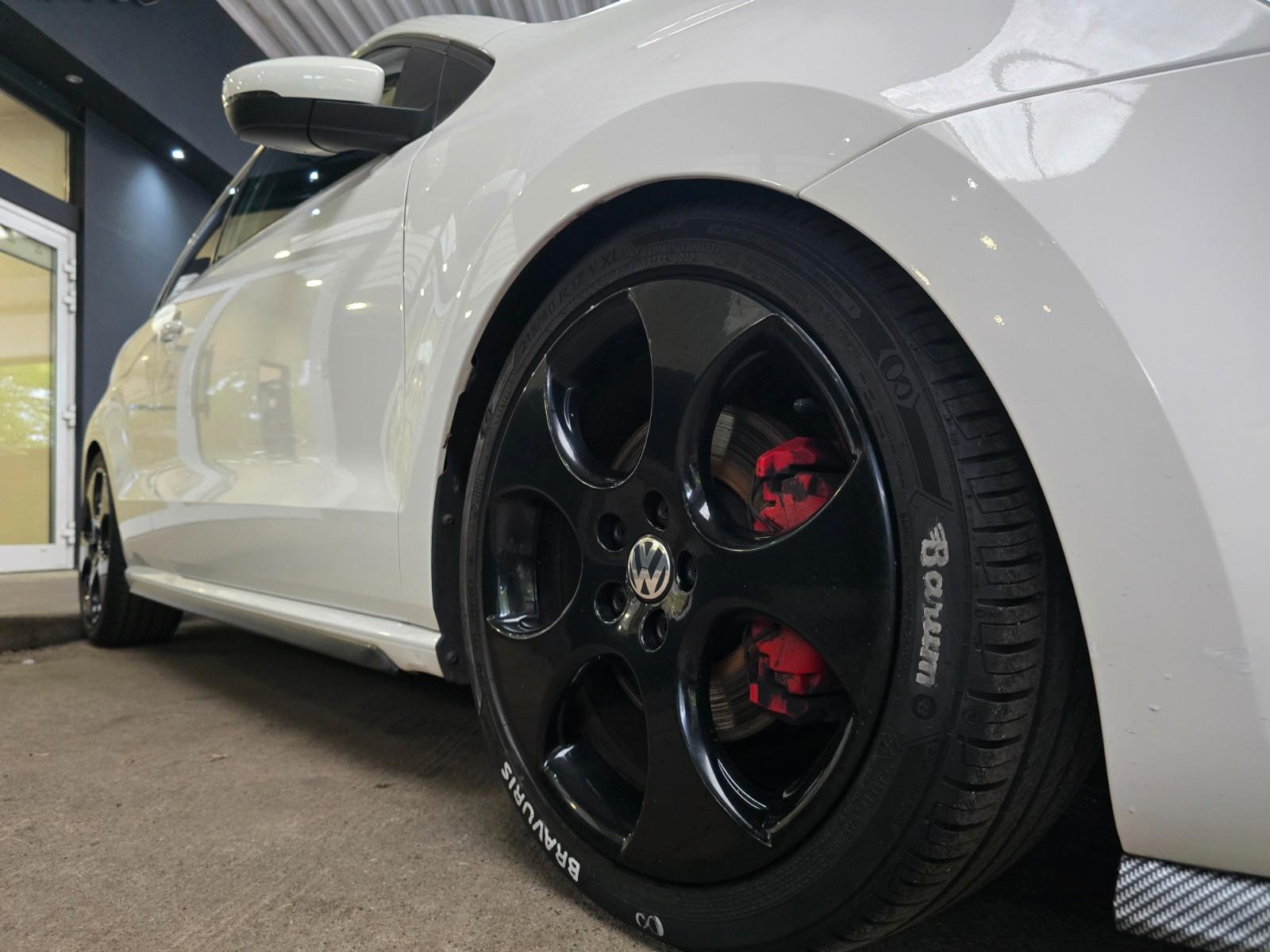 VOLKSWAGEN POLO V - GTI -  DSG - 179 CV- BI-XENON