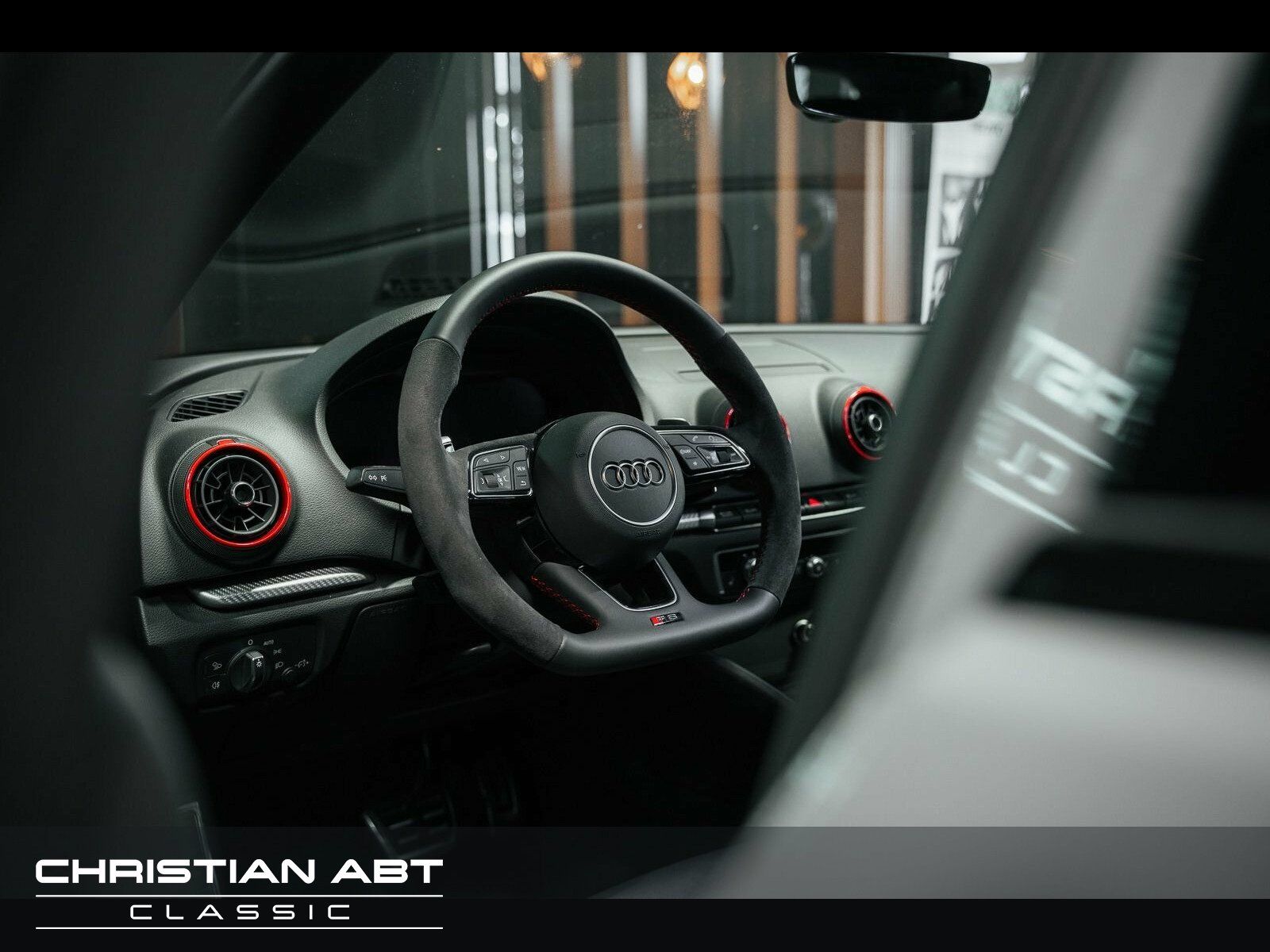 Fahrzeugabbildung Audi MTR 700 Kit / 552PS * KW-V3 Fahrwerk * B&O