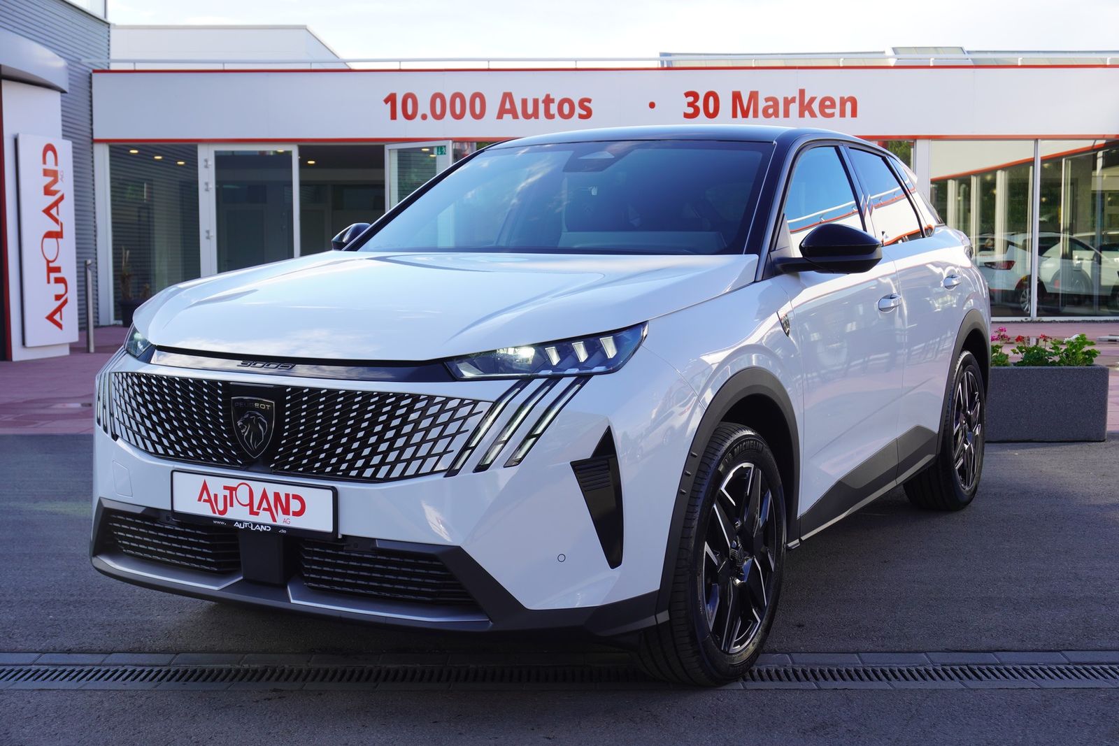 Peugeot 3008 GT 1.2 Hybrid 145 Aut. Matrix ACC Navi AHK