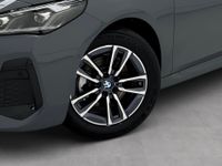 BMW 220 Active Tourer - Vorschau Bild 8