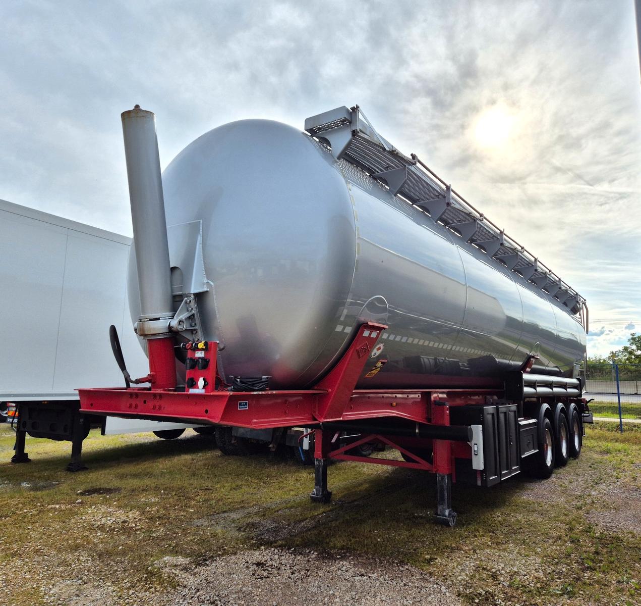 Feldbinder KIP 60.3, Elektro Hydraulik