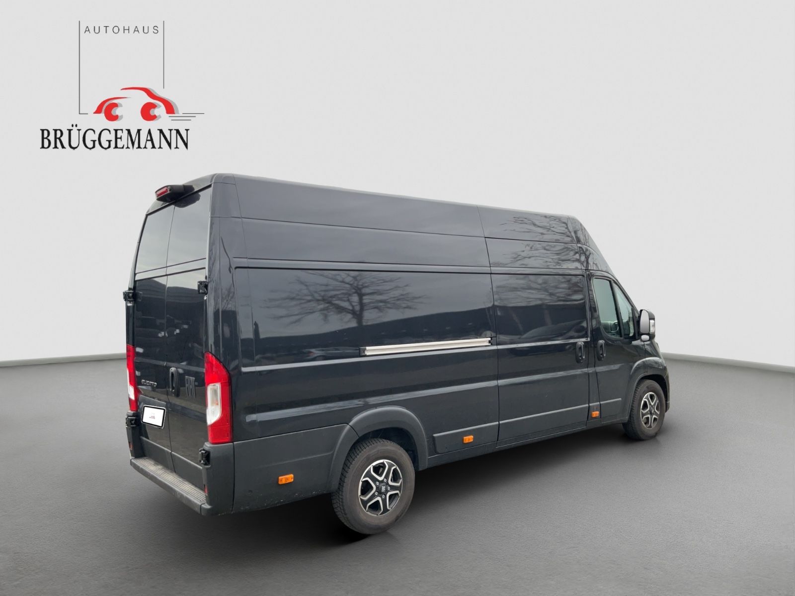 Fahrzeugabbildung Fiat Ducato Maxi L4H3 180 Mj Automatik 360°Navi