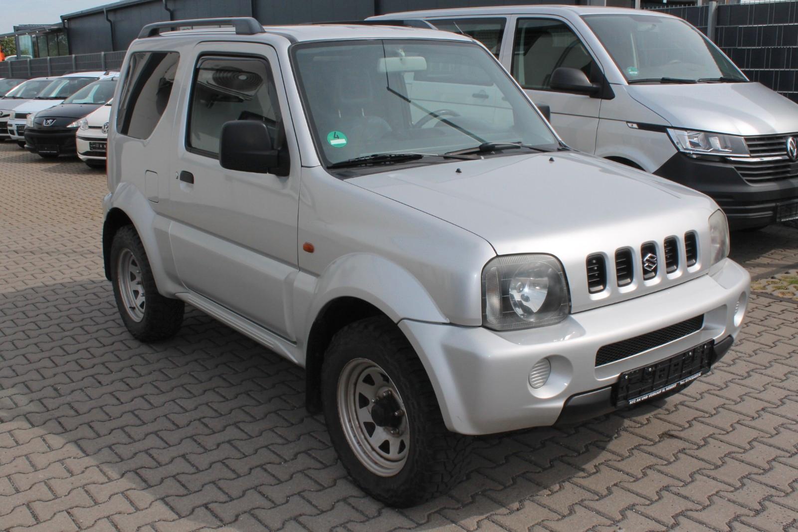 Suzuki Jimny 4x4 1.3 82ch - Climatisation - Attelage - Vitres éléctrique - Centralisé