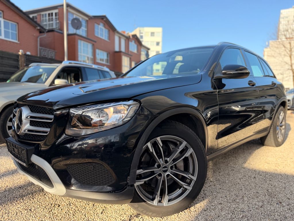 Mercedes-Benz GLC 220