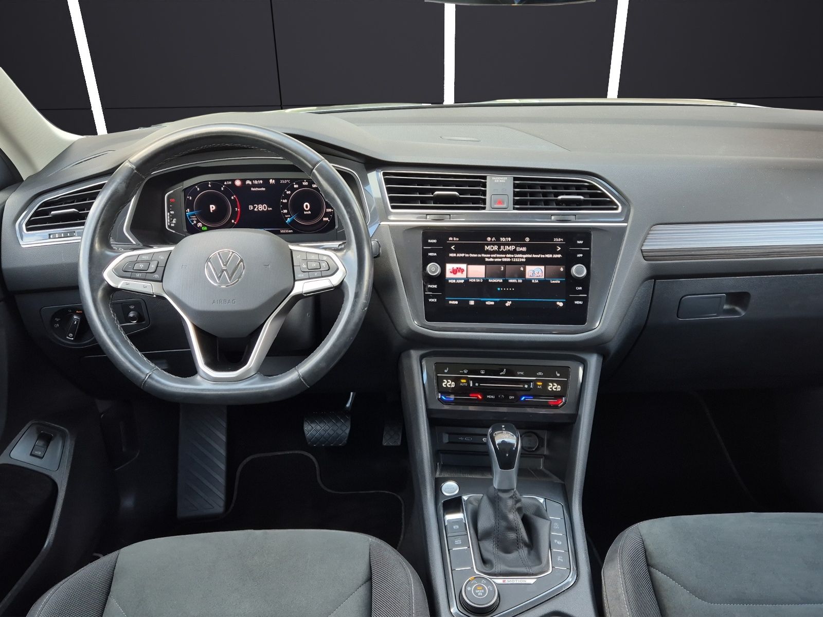 Fahrzeugabbildung Volkswagen Tiguan Allspace TSI Elegance DSG 4M Matrix Navi