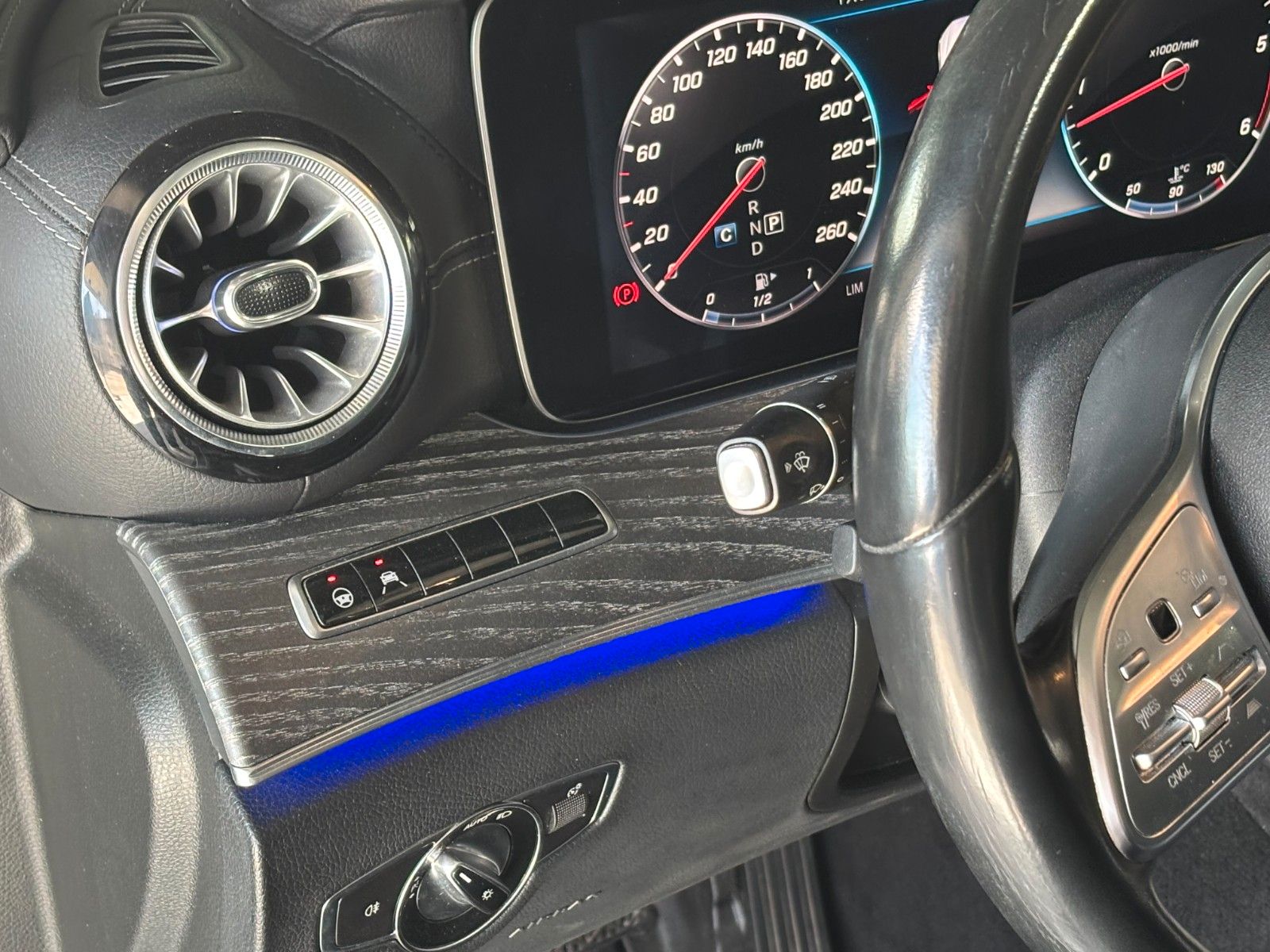 Fahrzeugabbildung Mercedes-Benz CLS 350d *Widescreen*Burmester*Memory*S-Dach*