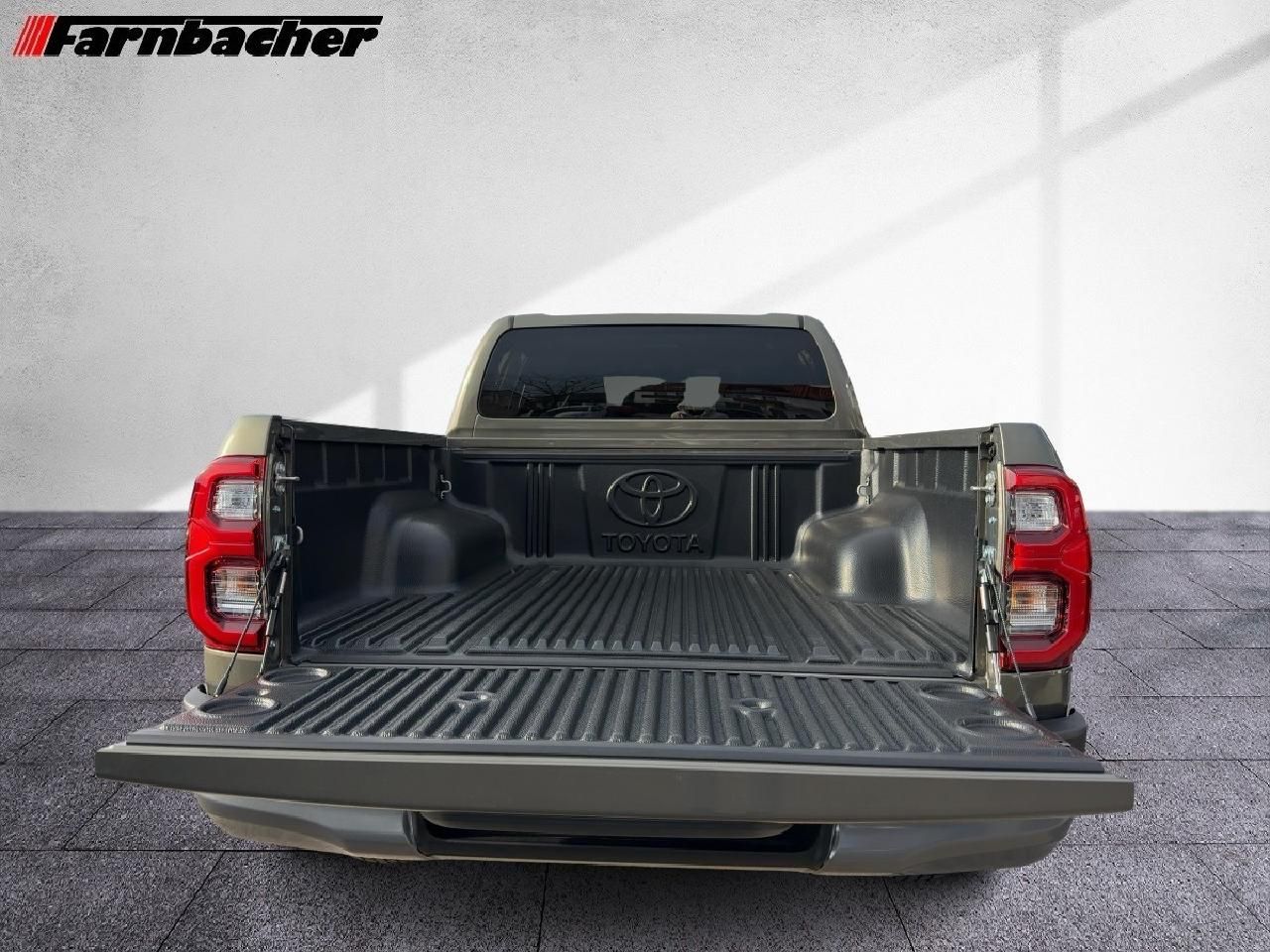 Fahrzeugabbildung Toyota Hilux 2,8 Double Cab Invincible 4x4*JBL+AHK+WKR*