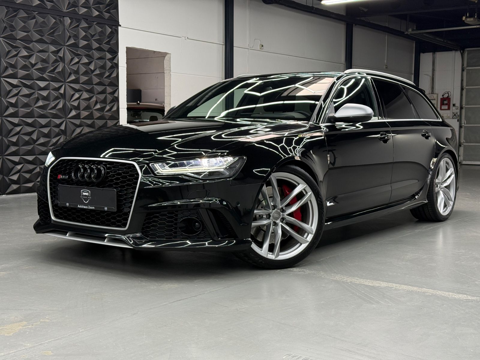 AUDI RS6 4.0 TFSI quattro MAXTRIX LED*PANO*ACC*CARPLA