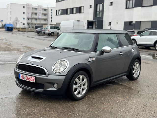 MINI Mini Cooper S Xenon Leder Pano 1.Hand