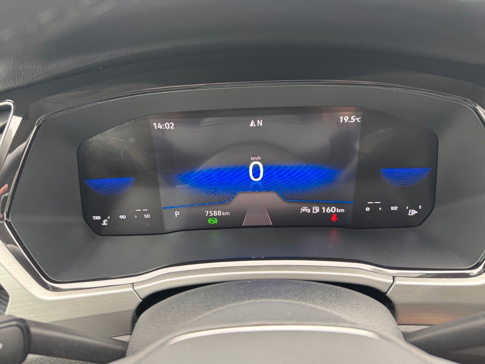 Fahrzeugabbildung Volkswagen Touran 1.5TSI Comfortline R-Line BMT/Start-Stopp