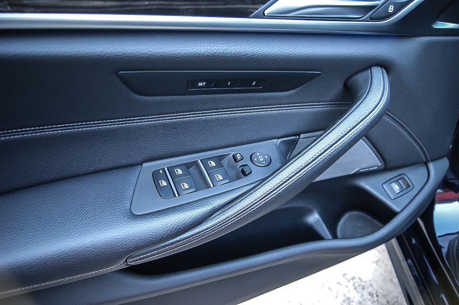 Fahrzeugabbildung BMW M550 xDrive V8 340kW/462PS HEADUP HARMAN&KARDON