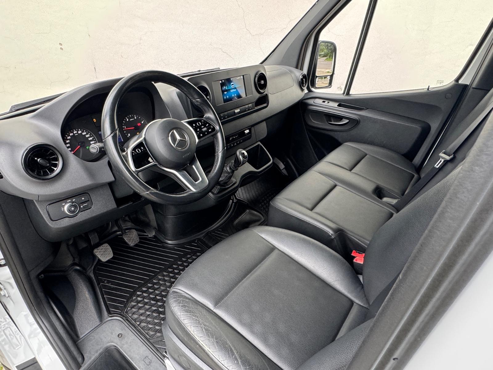 Mercedes-Benz Sprinter 214 CDI Kasten K/F "Klima/MBUX/LED/AHK"