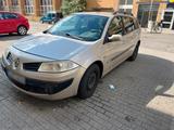 Renault Megane 1.9 DCI 110 PS - Renault Megane mit Diesel-Antrieb: Kombi, 1.9