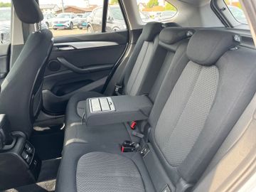 BMW X1 - 11
