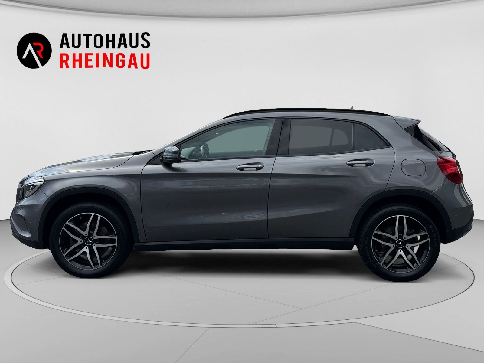 Fahrzeugabbildung Mercedes-Benz GLA 250 Score 4Matic RFK PANO MEMORY