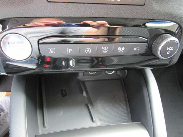 Kuga 1.5 EB TITANIUM/TWA/360°/LED/Park Assist