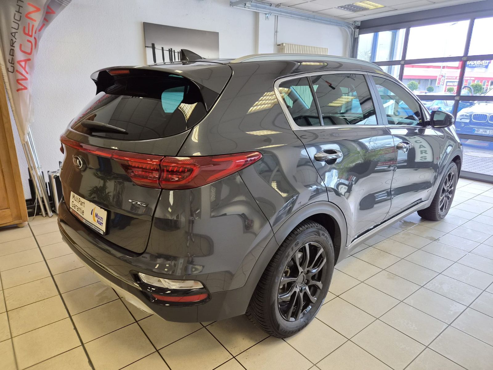 Fahrzeugabbildung Kia Sportage GT-Line 4WD / SCHECKHEFT / 1. HAND