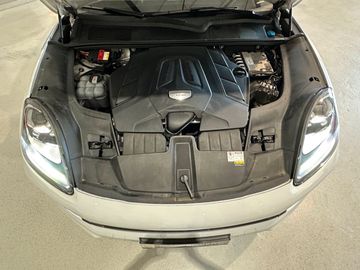 Porsche Cayenne - 10