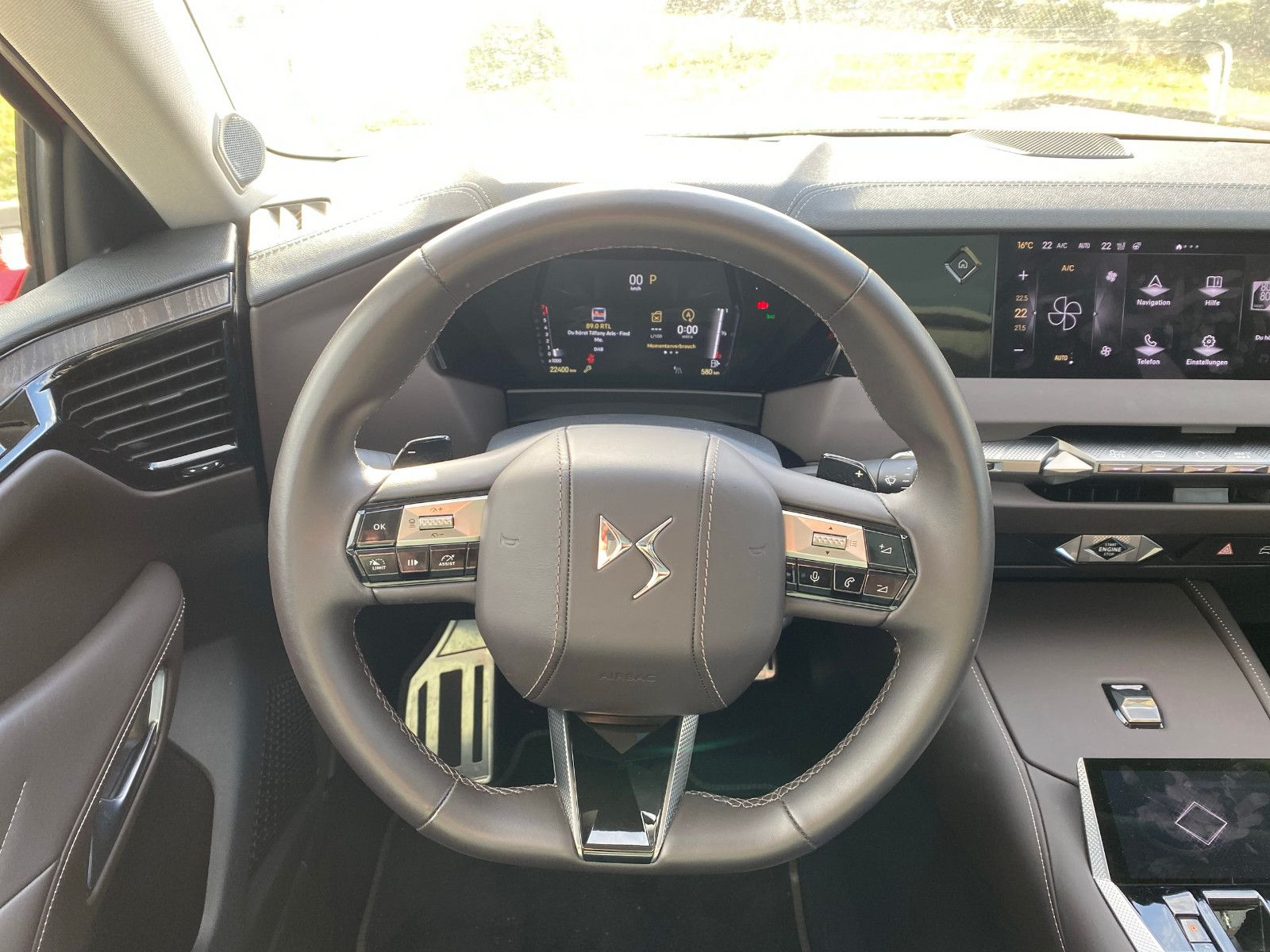 Fahrzeugabbildung DS Automobiles DS4 PT130 Autom. OPERA *Schiebedach*Leder*360°Ca