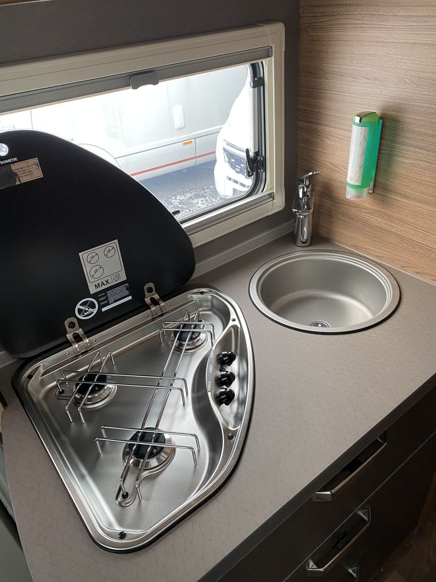 Fahrzeugabbildung Weinsberg CaraCompact MB EDITION PEPPER 640 MEG AT, MBUX