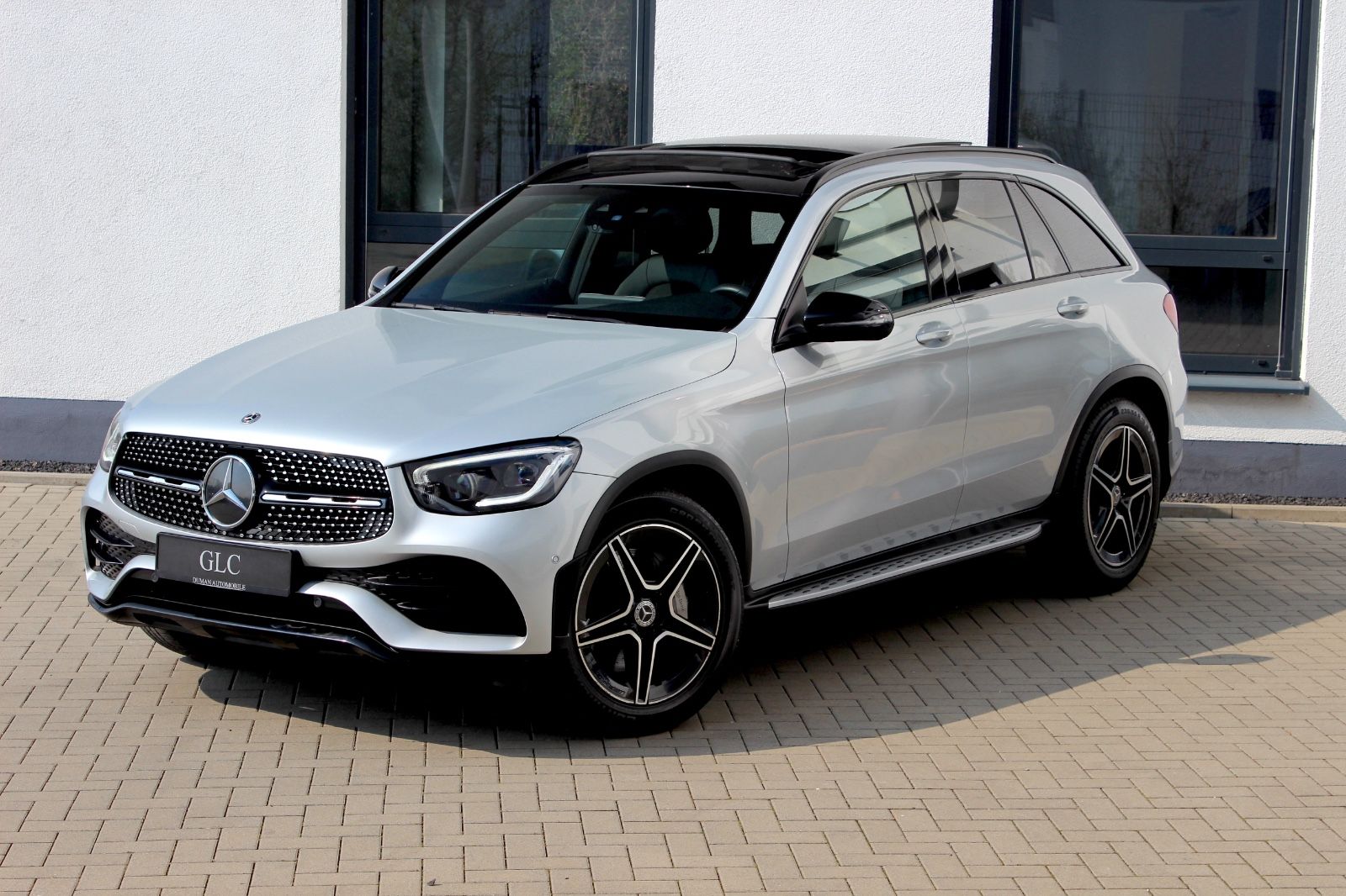 MERCEDES-BENZ GLC 220 d 4M **AMG-PAKET KAMERA PANO