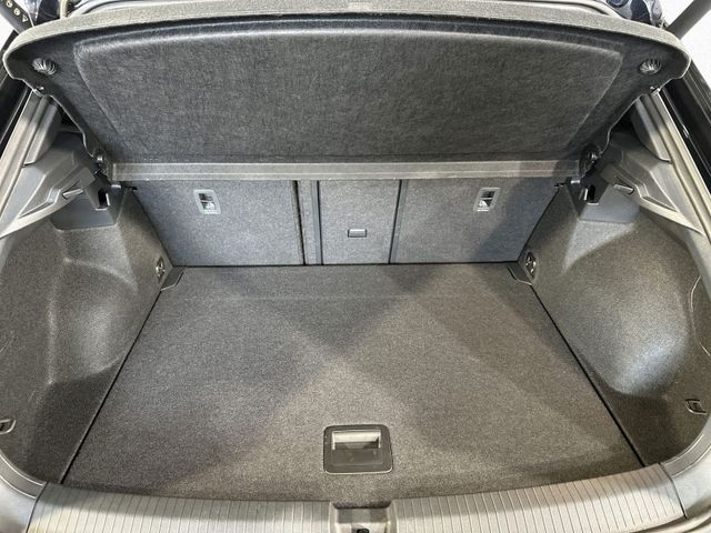 T-Roc R 2.0 TSI BLACK AKRA+IQ.LIGHT+PANO+AKRA+NA