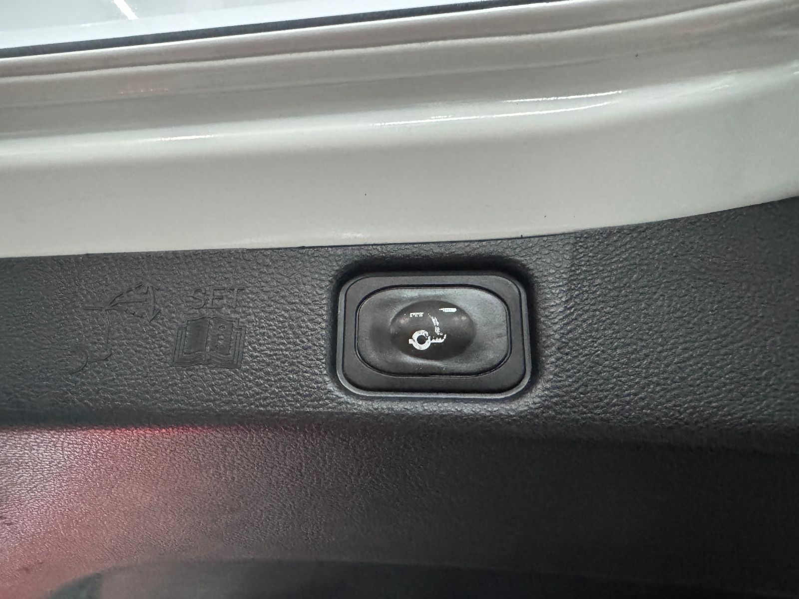 Fahrzeugabbildung Ford Galaxy TITANIUM SPORT AWD AUT 7-SITZER PANO VOLL