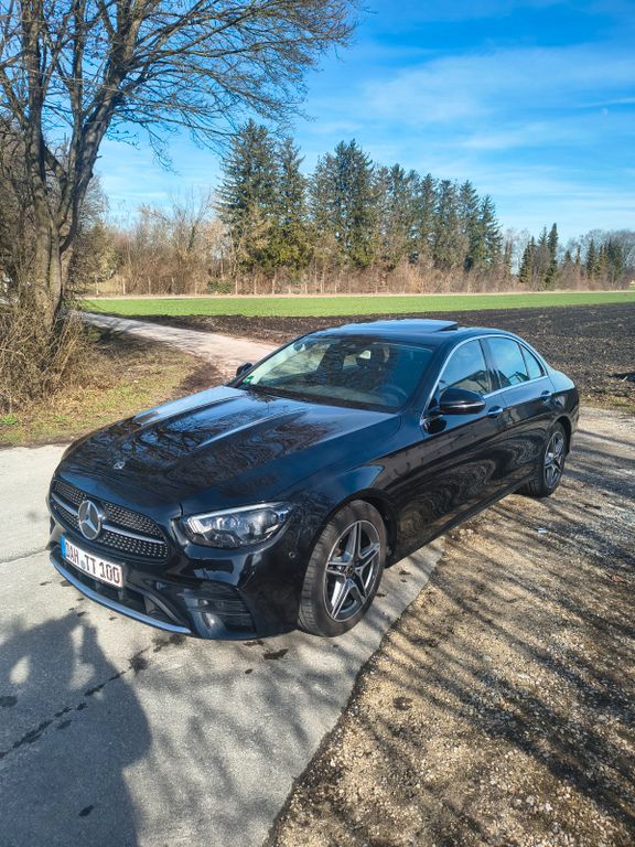 Image of Mercedes-Benz E 200