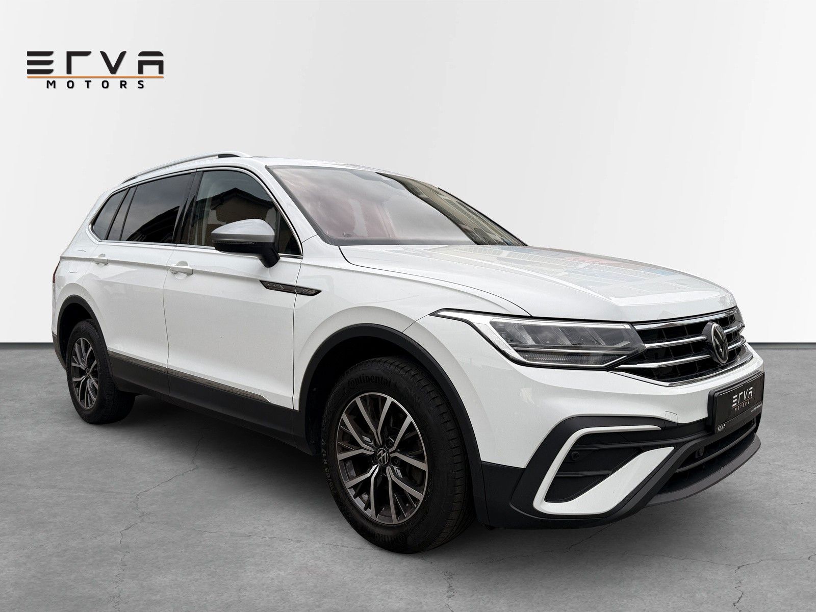 VW Tiguan 2.0 TDI Allspace Life | Panorama | AHK