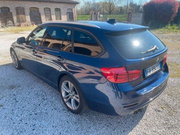 BMW 320 - 4