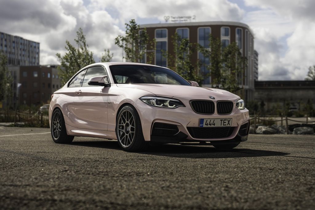BMW M240i