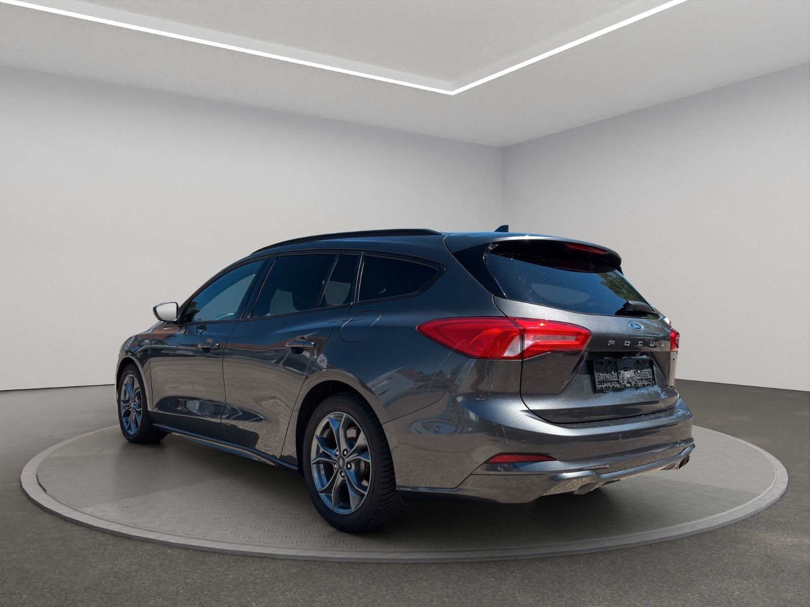 Fahrzeugabbildung Ford Focus Turnier ST-Line | LED | Winter