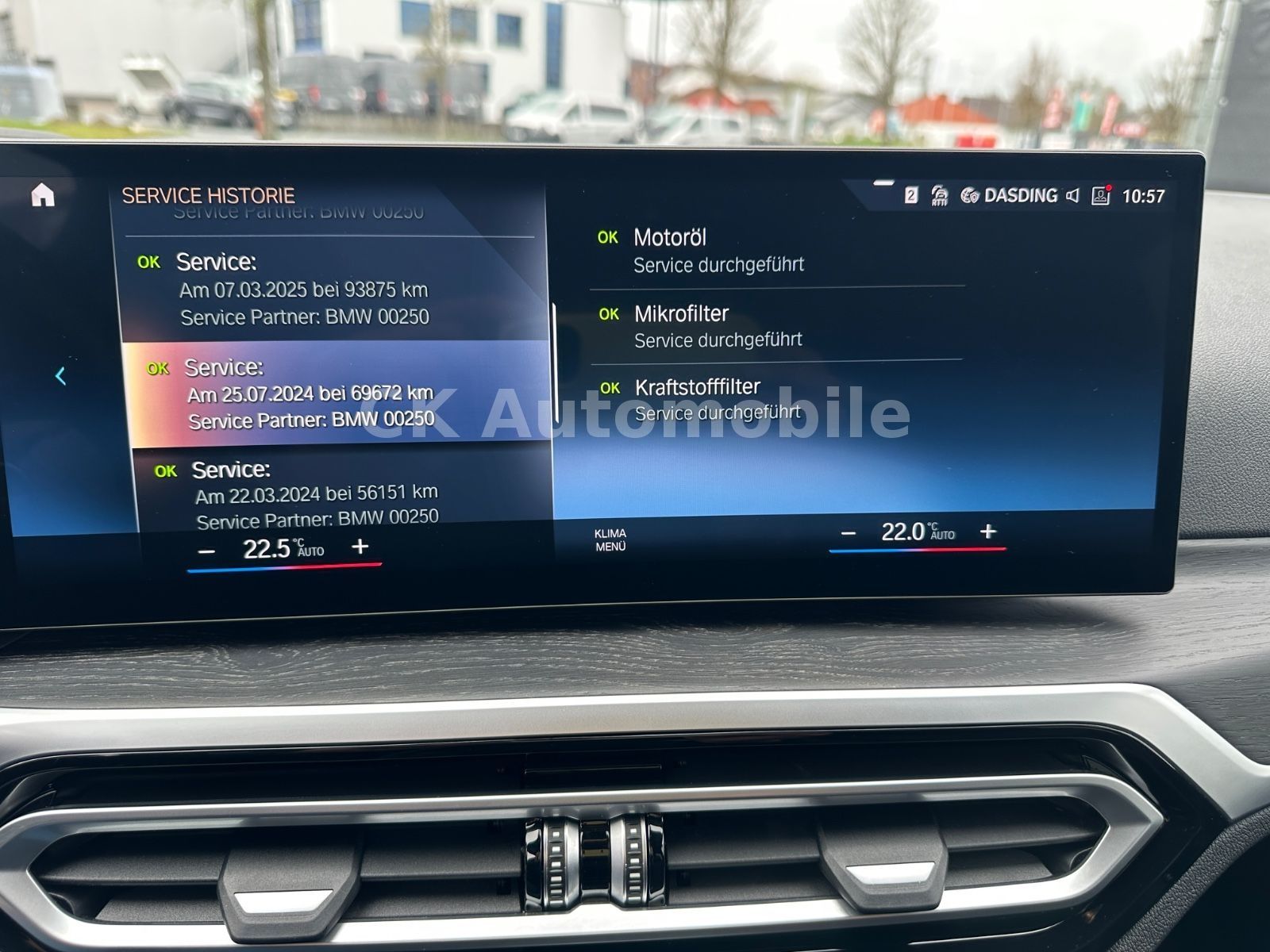 Fahrzeugabbildung BMW 320 d Touring M Sport/Navi/HeadUp/Kamera/LED