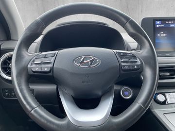 Hyundai Kona Select Elektro Kam.+KeyLess+Navi+SHZ+ACC
